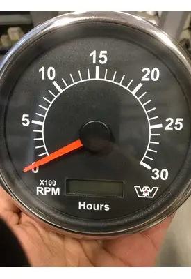 WESTERN STAR  GAUGE - TACHOMETER