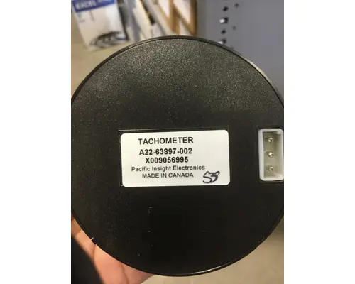 WESTERN STAR  GAUGE - TACHOMETER