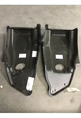 WESTERN STAR  INNER FENDER