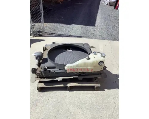 WESTERN STAR  RADIATOR