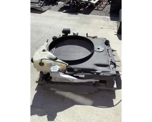 WESTERN STAR  RADIATOR