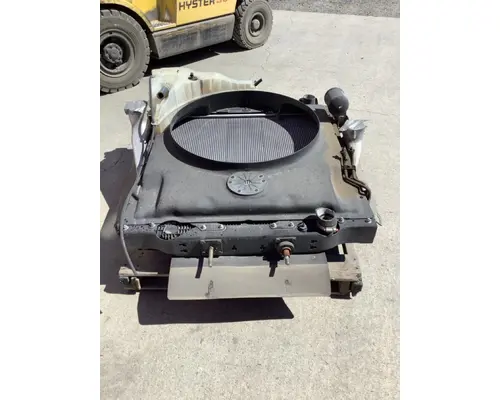 WESTERN STAR  RADIATOR