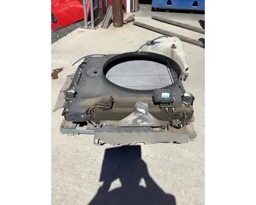 WESTERN STAR  RADIATOR