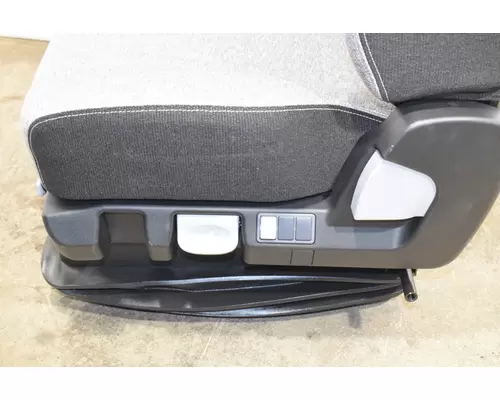 WESTERN STAR  Seat, Front