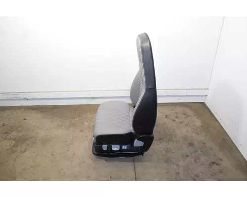 WESTERN STAR  Seat, Front