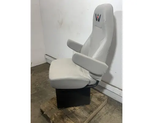 WESTERN STAR  Seat, Front