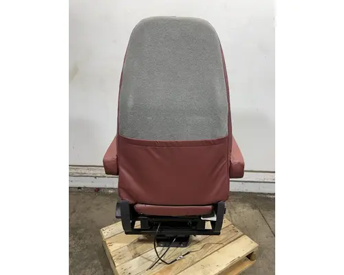 WESTERN STAR  Seat, Front