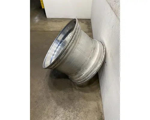 WESTERN STAR  Wheel