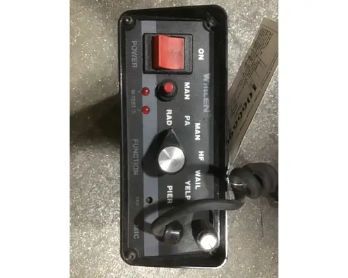 WHELEN 295HFS1A Radio
