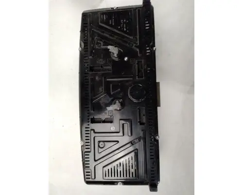 WHITE/GMC VNL 670 INSTRUMENT CLUSTER