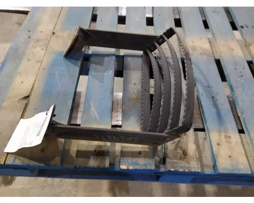 WHITE/GMC WCA BATTERY BOX STEP