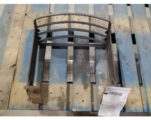 WHITE/GMC WCA BATTERY BOX STEP