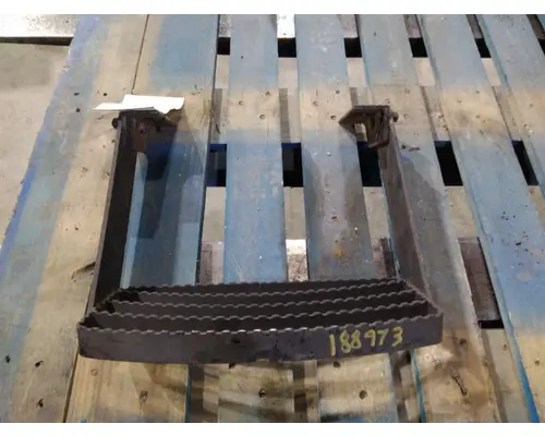 WHITE/GMC WCA BATTERY BOX STEP