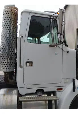 WHITE/GMC WCA DOOR ASSEMBLY, FRONT