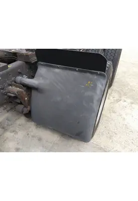 WHITE/GMC WCA FENDER, QUARTER/HALF REAR