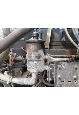 WHITE/GMC WCA POWER STEERING RESERVOIR