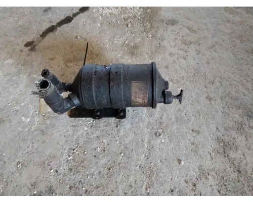 WHITE/GMC WCA POWER STEERING RESERVOIR