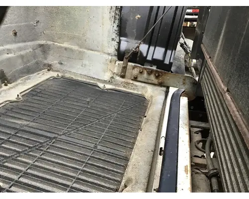 WHITE/GMC WIA 1988-1998 HOOD