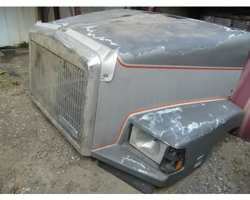 WHITE/GMC WIA64T Hood