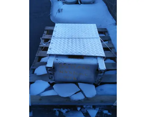 WHITE/GMC WIA BATTERY BOX