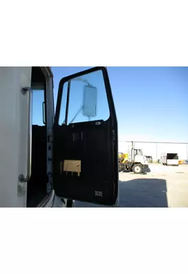 WHITE/GMC WIA DOOR ASSEMBLY, FRONT