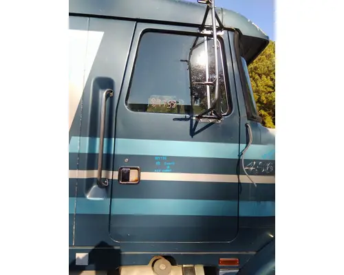 WHITE/GMC WIA DOOR ASSEMBLY, FRONT