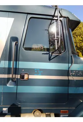 WHITE/GMC WIA DOOR ASSEMBLY, FRONT