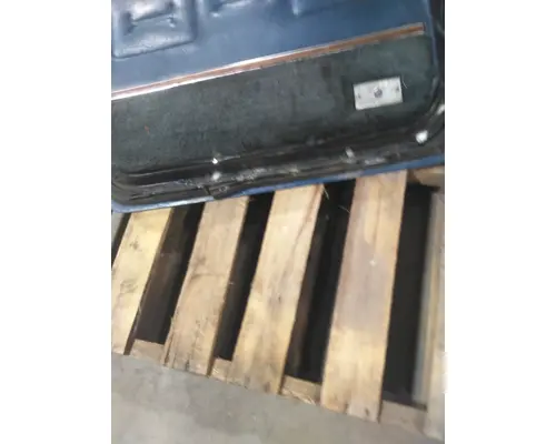 WHITE/GMC WIA DOOR ASSEMBLY, FRONT