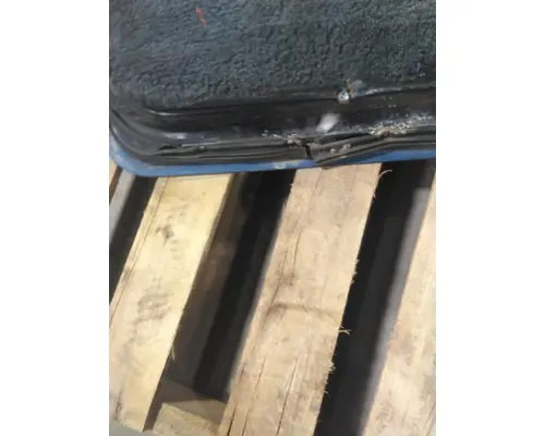 WHITE/GMC WIA DOOR ASSEMBLY, FRONT