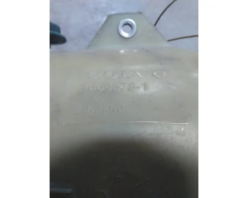 WHITE/GMC WIA RADIATOR OVERFLOW TANK