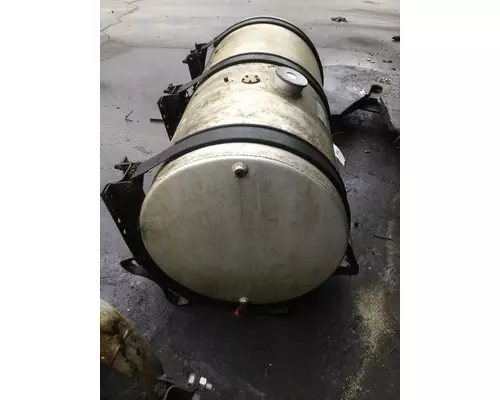 WHITE/VOLVO RX2 FUEL TANK