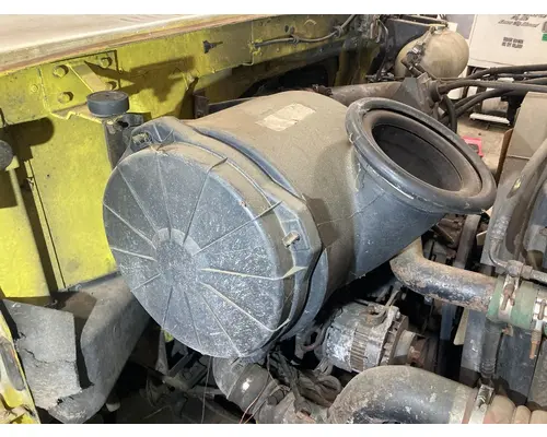 WHITE VOLVO WAH Air Cleaner