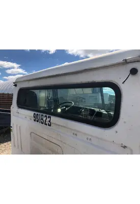 WHITE VOLVO WAH Back Glass