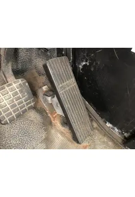 WHITE VOLVO WAH Body, Misc. Parts