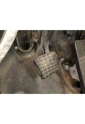 WHITE VOLVO WAH Body, Misc. Parts