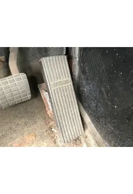 WHITE VOLVO WAH Body, Misc. Parts