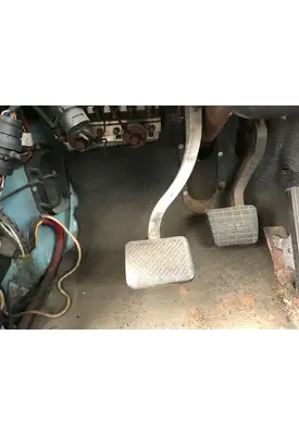 WHITE VOLVO WAH Body, Misc. Parts