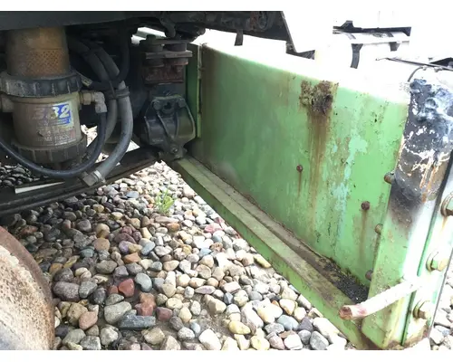 WHITE VOLVO WAH Bumper Assembly, Front