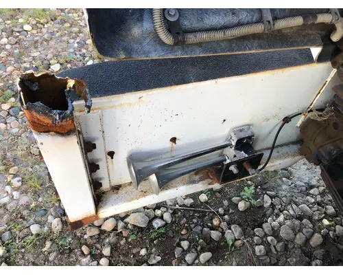 WHITE VOLVO WAH Bumper Assembly, Front