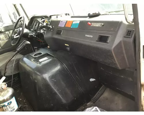 WHITE VOLVO WAH Dash Assembly