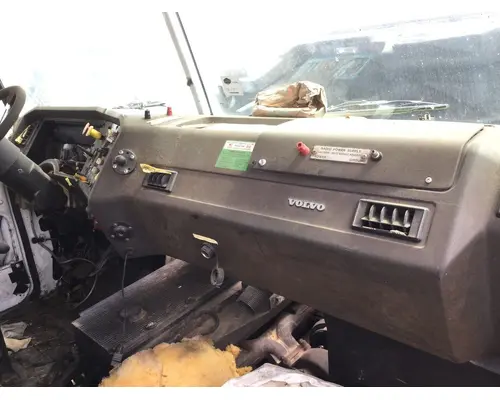 WHITE VOLVO WAH Dash Assembly