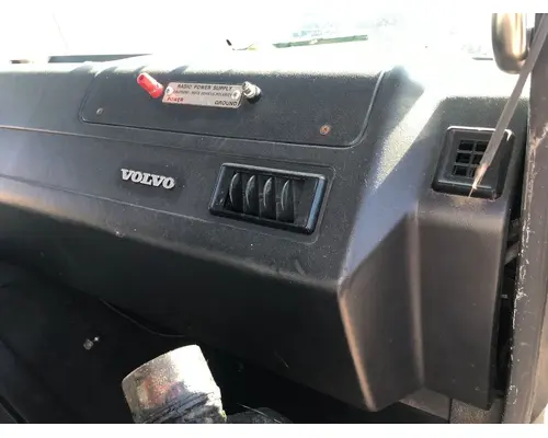WHITE VOLVO WAH Dash Assembly