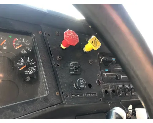 WHITE VOLVO WAH Dash Assembly