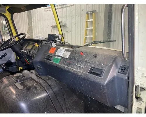 WHITE VOLVO WAH Dash Assembly