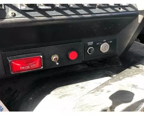 WHITE VOLVO WAH Dash Assembly