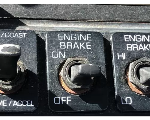 WHITE VOLVO WAH Dash Assembly