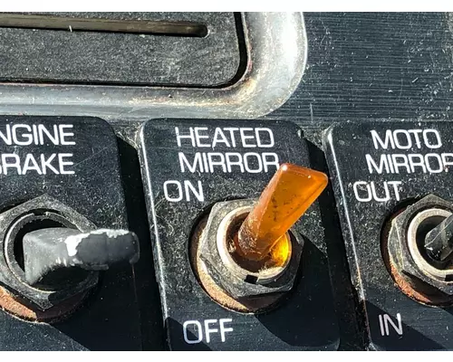 WHITE VOLVO WAH Dash Assembly