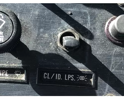 WHITE VOLVO WAH Dash Assembly
