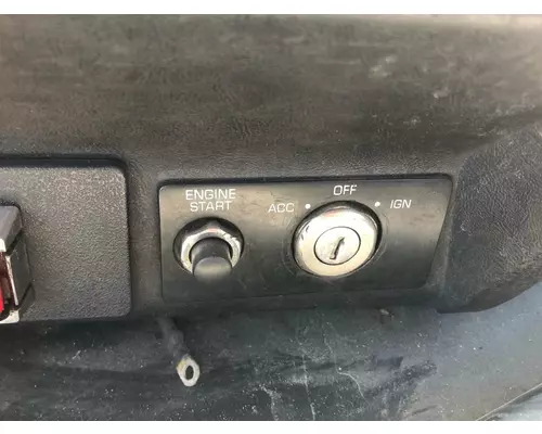 WHITE VOLVO WAH Dash Assembly