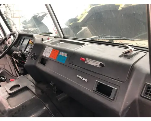 WHITE VOLVO WAH Dash Assembly